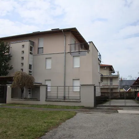 Sienna Family Apartman * Шиофок