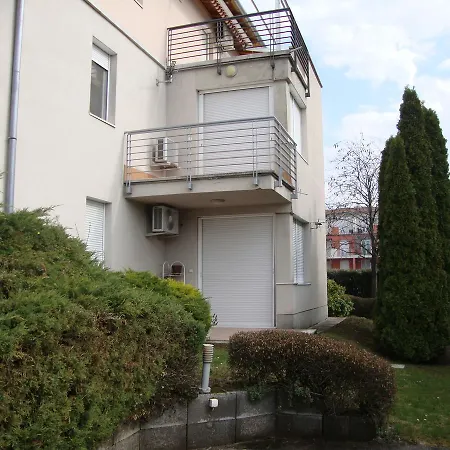 Апартаменты Sienna Family Apartman *