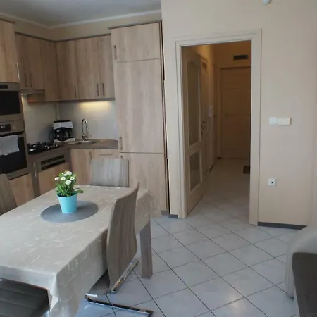 Sienna Family Apartman Апартаменты *